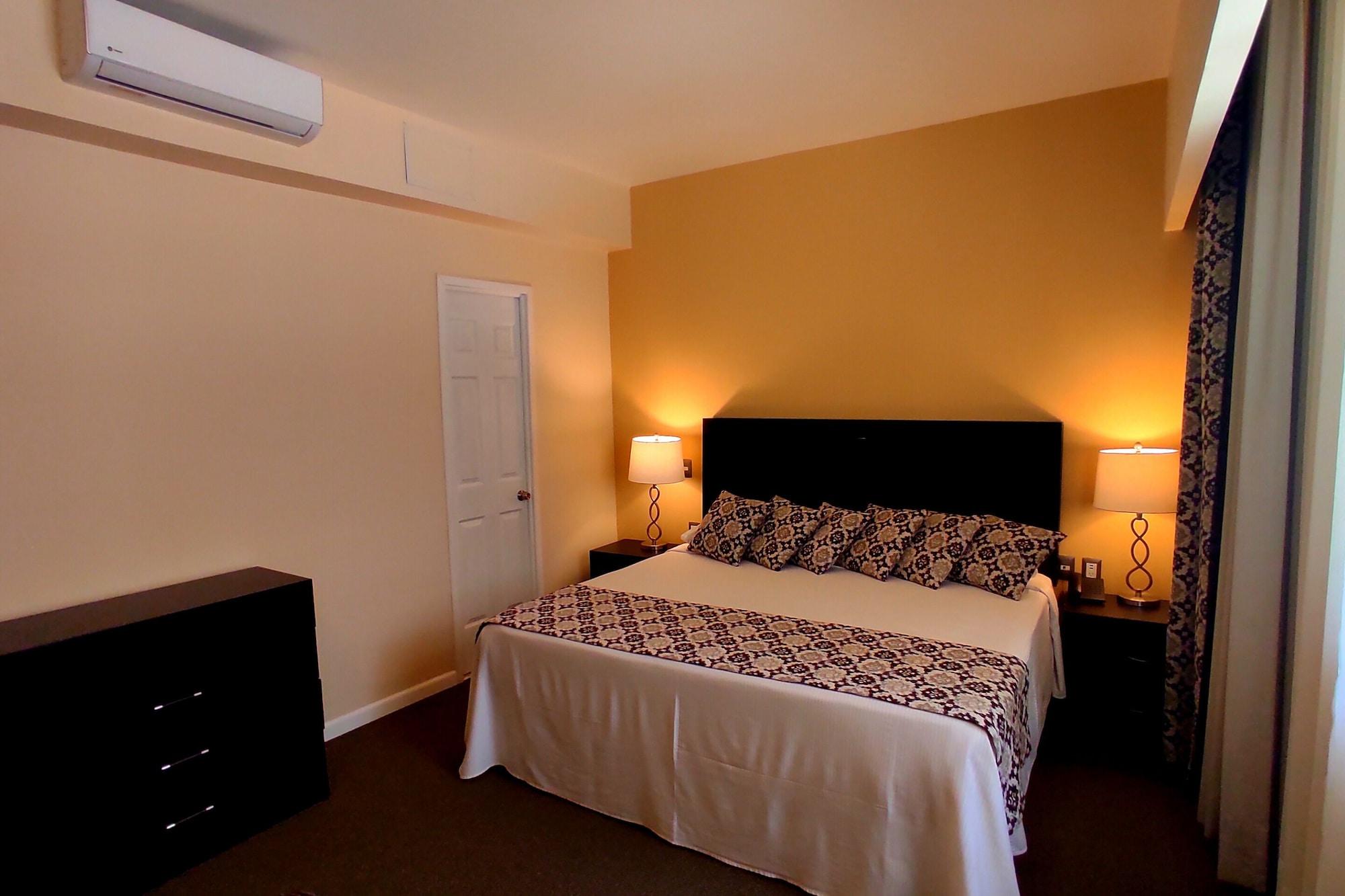 Hotel Real Del Bosque Golf And Spa ตูลา เดอ อัลเลนเด ภายนอก รูปภาพ