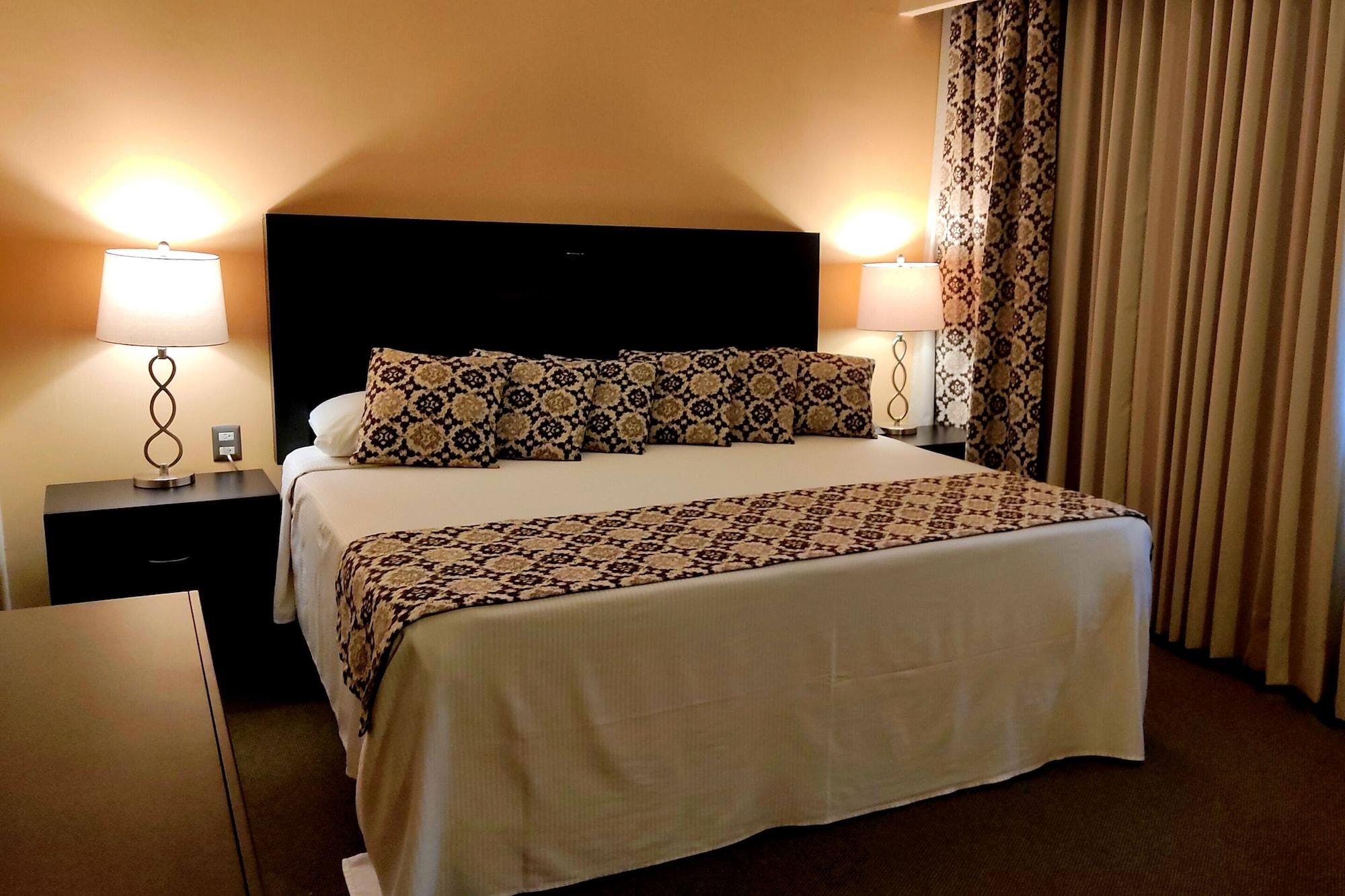 Hotel Real Del Bosque Golf And Spa ตูลา เดอ อัลเลนเด ภายนอก รูปภาพ