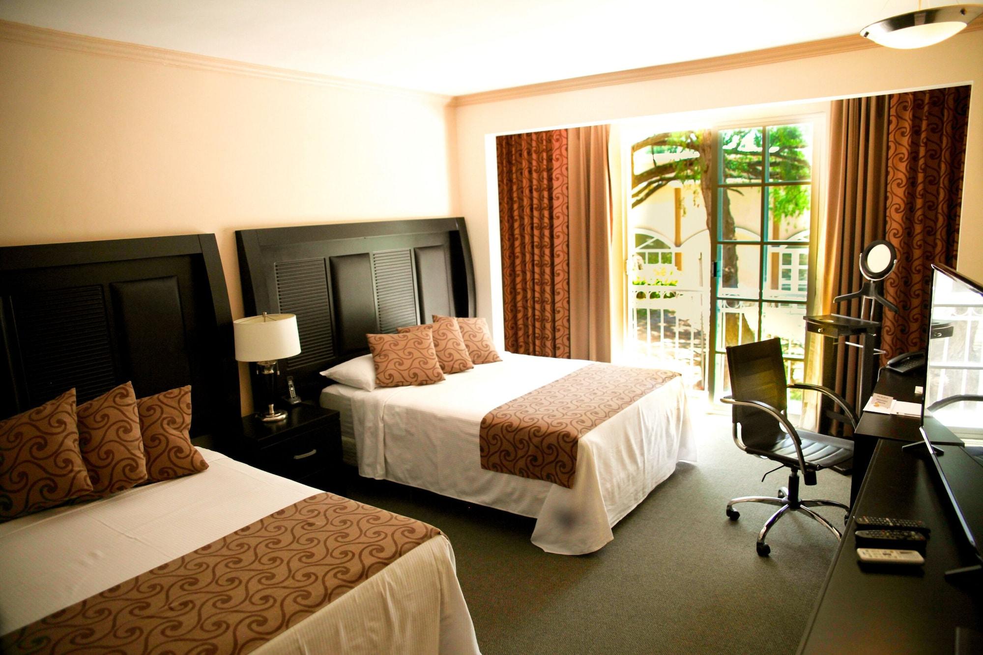 Hotel Real Del Bosque Golf And Spa ตูลา เดอ อัลเลนเด ภายนอก รูปภาพ