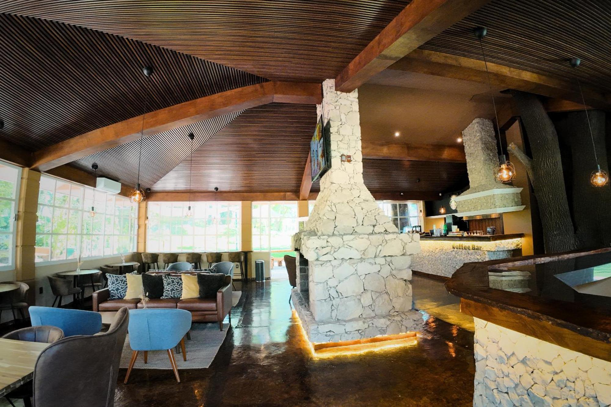 Hotel Real Del Bosque Golf And Spa ตูลา เดอ อัลเลนเด ภายนอก รูปภาพ