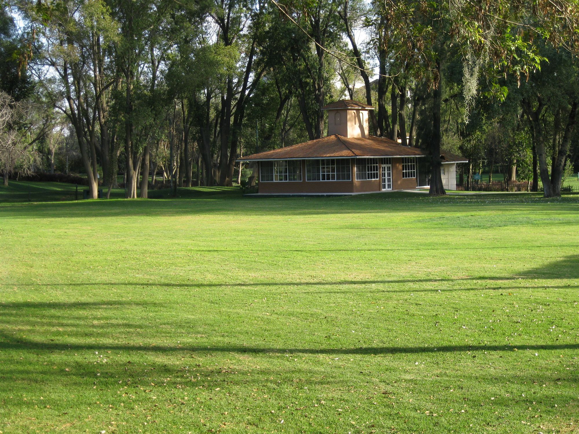 Hotel Real Del Bosque Golf And Spa ตูลา เดอ อัลเลนเด ภายนอก รูปภาพ